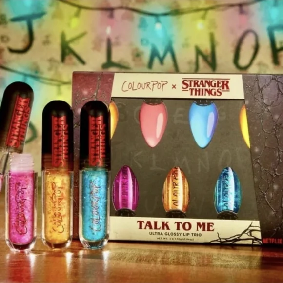 STRANGER THINGS COLOURPOP COLLECTION - Picture 9 of 11